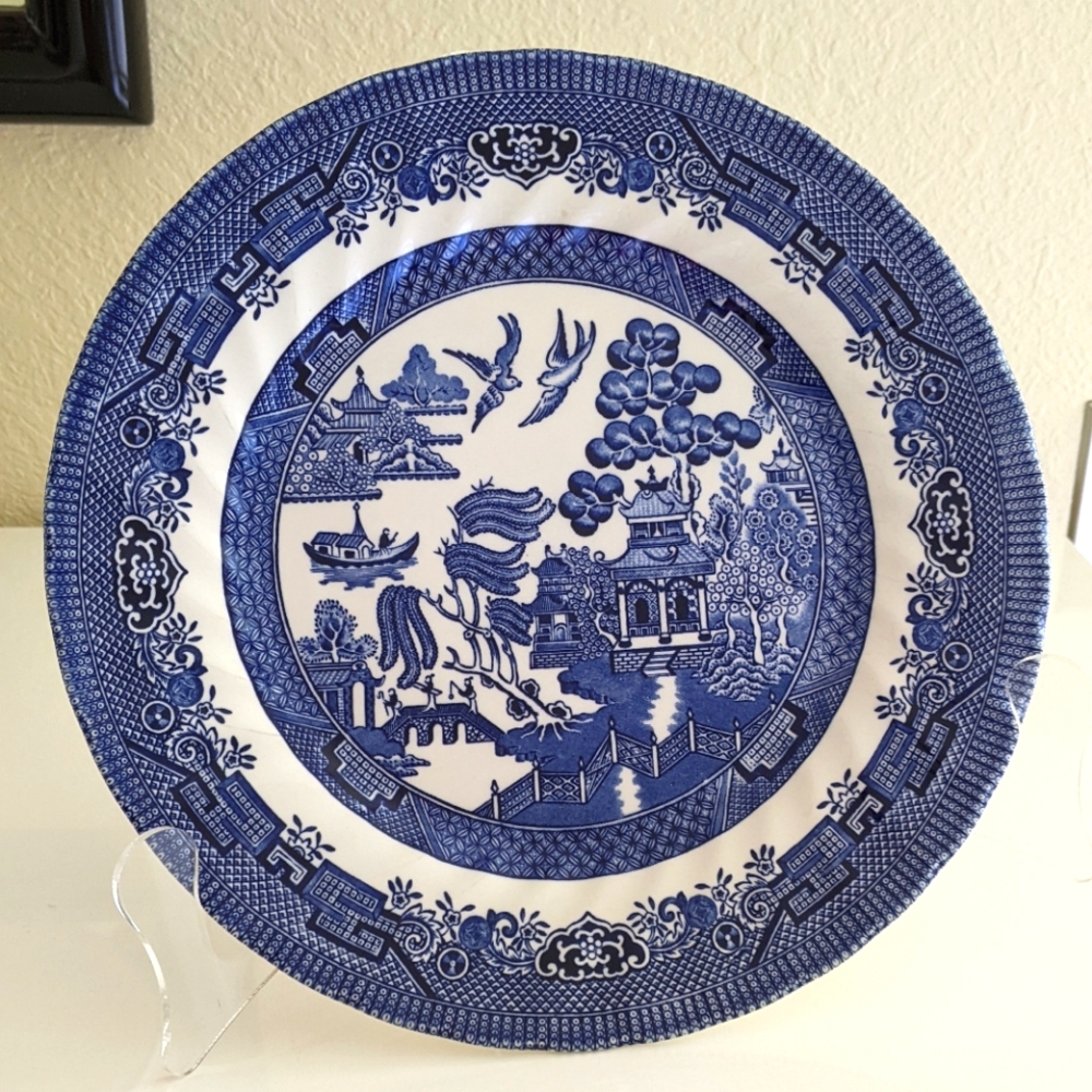 🤍💙 ROYAL WESSEX BLUE WILLOW DINNER 10" SWIRL EDGE PLATE MADE IN ENGLAND